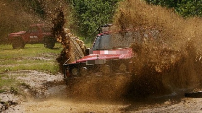 Offroad kurz zapůjčeným...