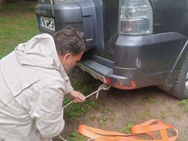 Vyprošťování vozidla ze...