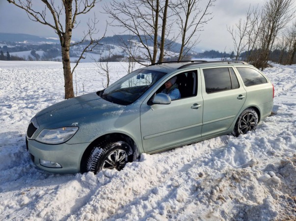 Kurz jízdy na sněhu v...