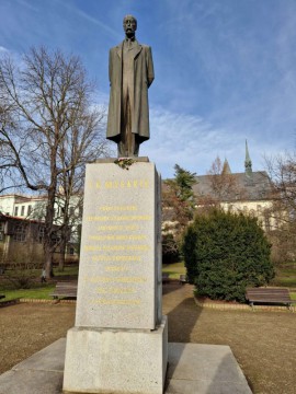 Detektivní historická...
