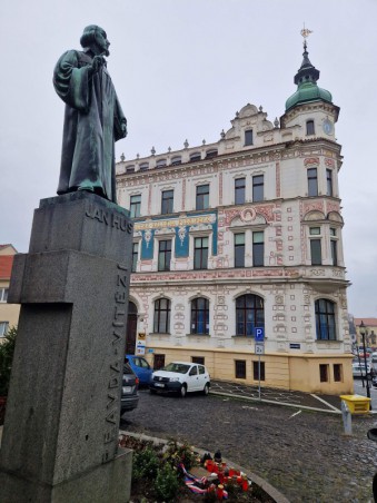 Detektivní historická...